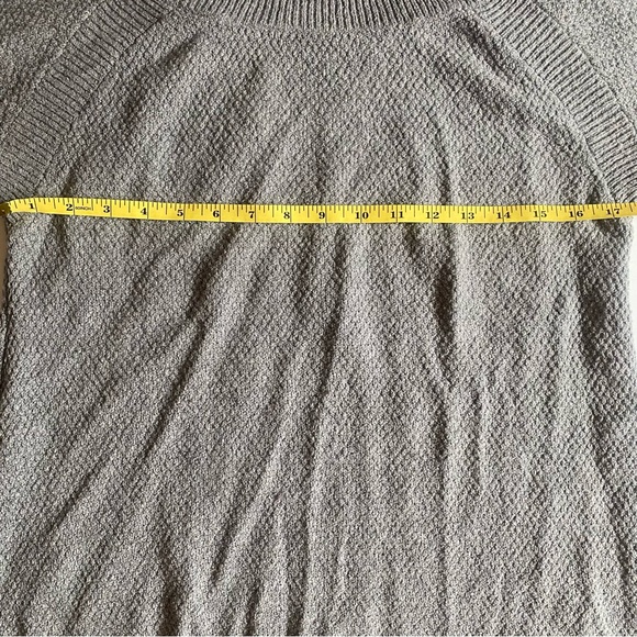 Maurices Gray Textured Tunic Sweater L - Picture 7 of 9